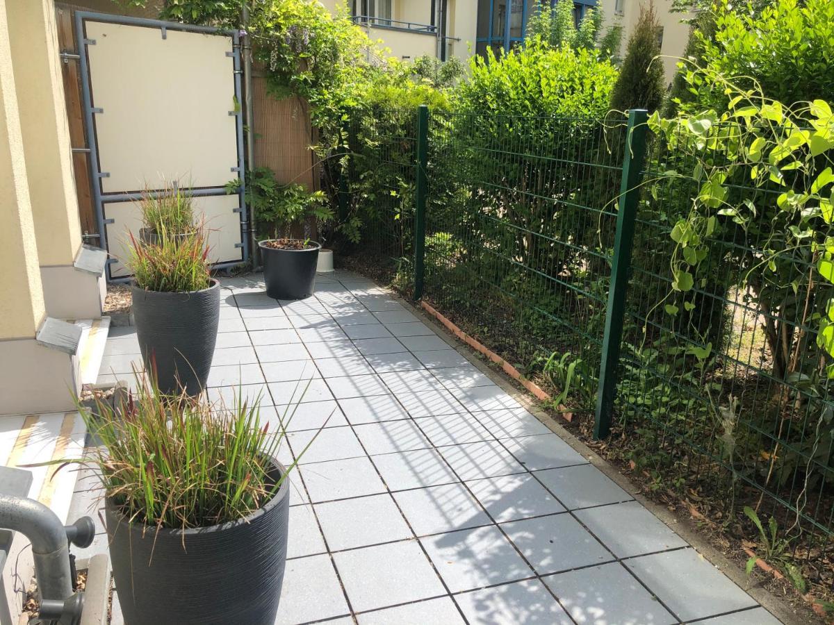 Sonnige Wohnung Im Zentrum Mit Terrasse U Tiefgarage - Netflix & Prime Leipzig Eksteriør bilde